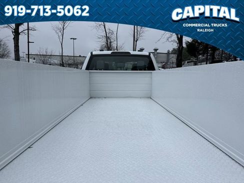 New 2026 Ford F550 4x4 Supercab Super Duty image 16