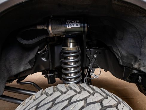 Used 2017 Ford F350 Platinum w/ Platinum Ultimate Package image 13