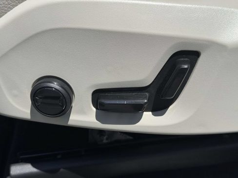 Certified 2023 Volvo XC90 B6 Plus AWD/4WD image 20