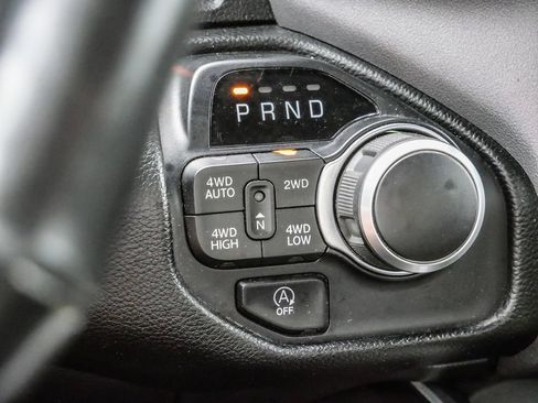 Used 2020 RAM 1500 Big Horn AWD/4WD image 32