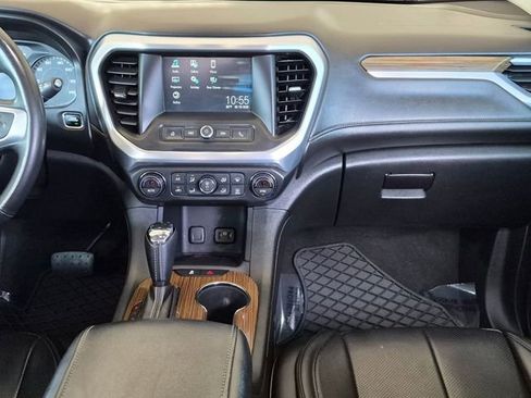 Used 2017 GMC Acadia SLE FWD image 14