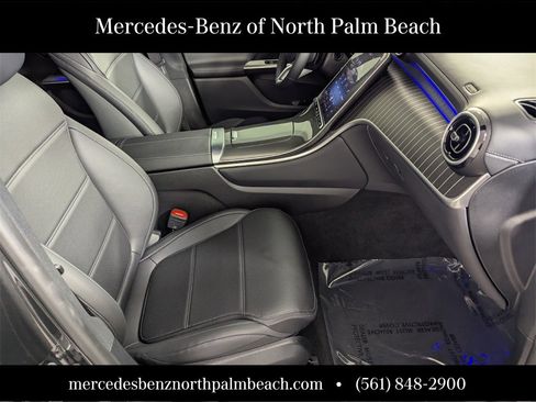 Certified 2024 Mercedes-Benz GLC 300 image 28