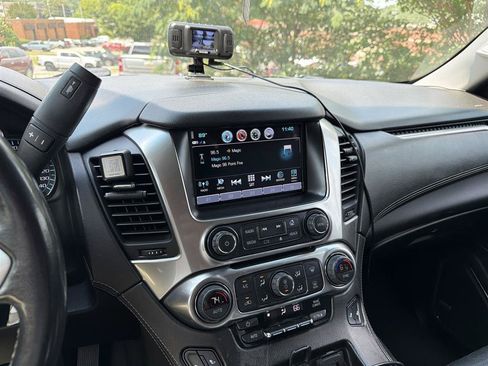 Used 2019 Chevrolet Tahoe LT RWD image 11