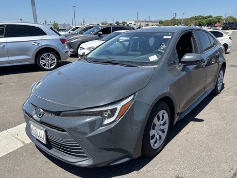 Used 2024 Toyota Corolla LE FWD image 4