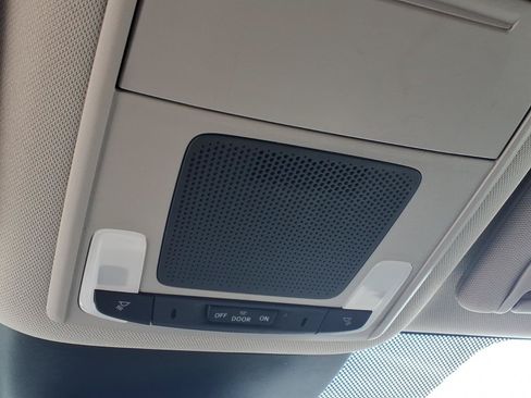 Certified 2025 Honda Pilot EX-L image 22