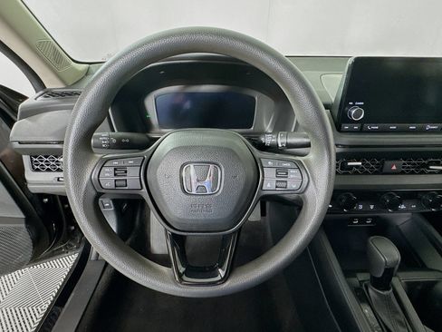 Used 2023 Honda Accord EX image 12
