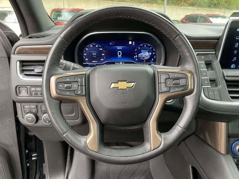 Used 2023 Chevrolet Suburban High Country image 26