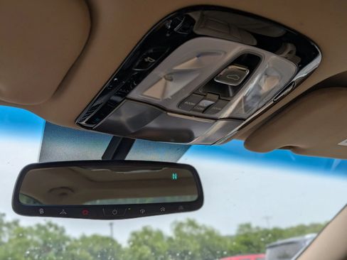 Used 2013 Hyundai Azera w/ Technology Pkg FWD image 32