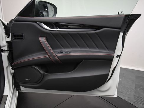 New 2024 Maserati Ghibli Modena Ultima Q4 image 43