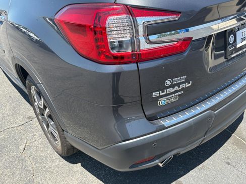 Used 2023 Subaru Ascent Touring AWD/4WD image 17