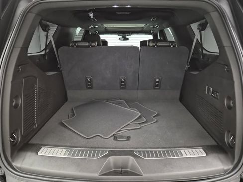 Used 2021 GMC Yukon XL AT4 w/ AT4 Premium Plus Package image 9