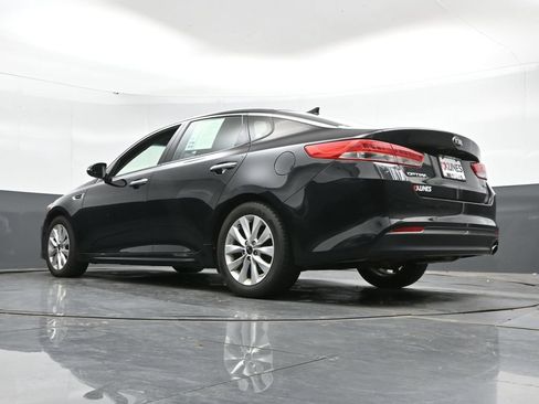 Used 2018 Kia Optima EX w/ Technology Package FWD image 47