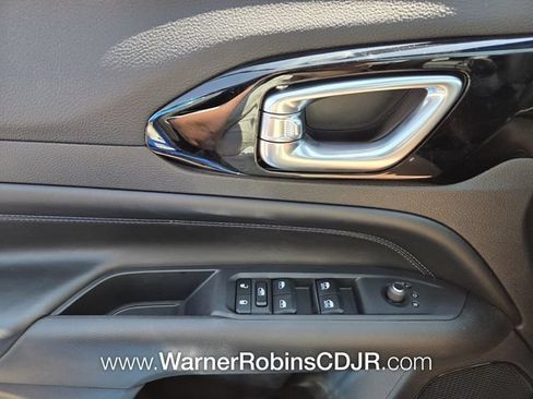 New 2026 Jeep Compass Latitude AWD/4WD image 23