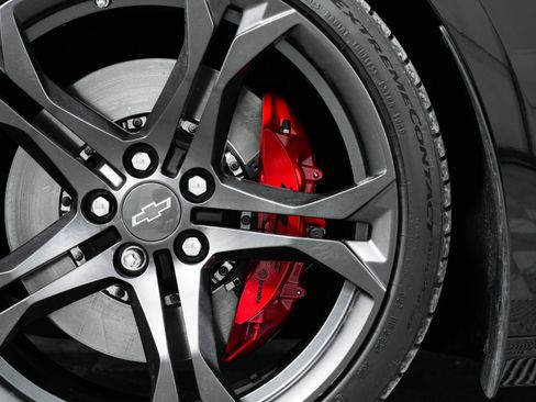 Used 2022 Chevrolet Camaro SS RWD image 33