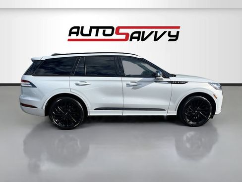 Used 2025 Lincoln Aviator Reserve w/ Equipment Group 201A AWD/4WD image 8