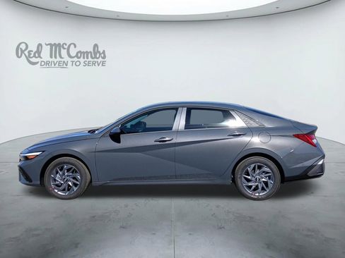 New 2026 Hyundai Elantra Blue image 2