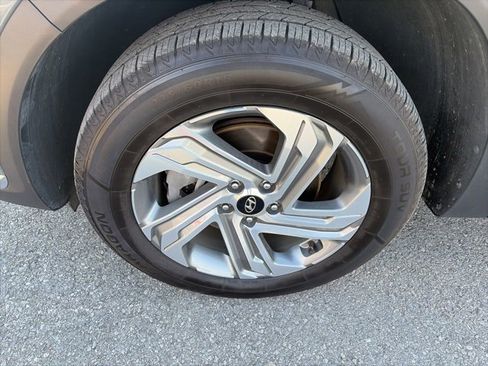 Used 2021 Hyundai Santa Fe SEL image 10