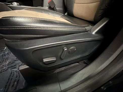 Used 2021 Ford Escape Titanium w/ Titanium Elite Package image 26