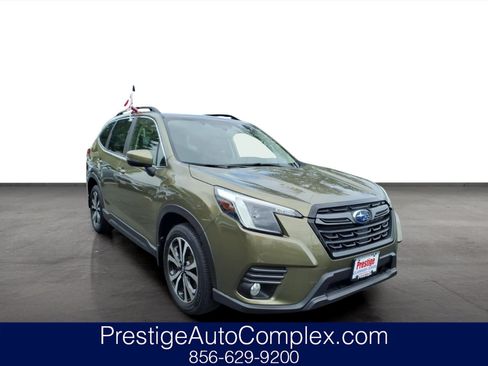 Certified 2023 Subaru Forester Limited AWD/4WD image 1