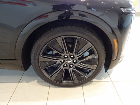 Used 2024 Cadillac Lyriq Sport w/ Nappa Leather Package image 30