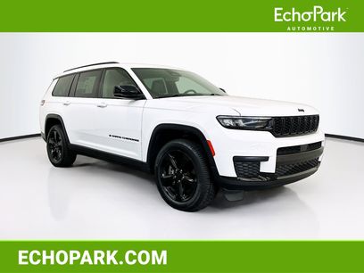 Used 2023 Jeep Grand Cherokee L Laredo