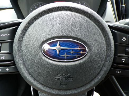 New 2026 Subaru Crosstrek 2.5i Limited AWD/4WD image 33