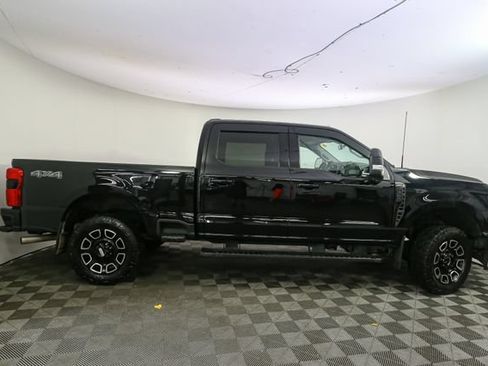 Used 2025 Ford F250 Lariat w/ Black Appearance Package AWD/4WD image 13