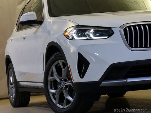 Certified 2024 BMW X3 sDrive30i w/ Premium Package RWD image 4