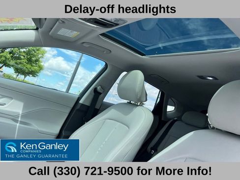 Used 2025 Hyundai Kona Limited AWD/4WD image 42