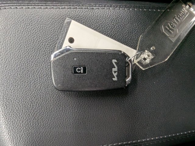 Used 2023 Kia Sportage EX FWD image 28