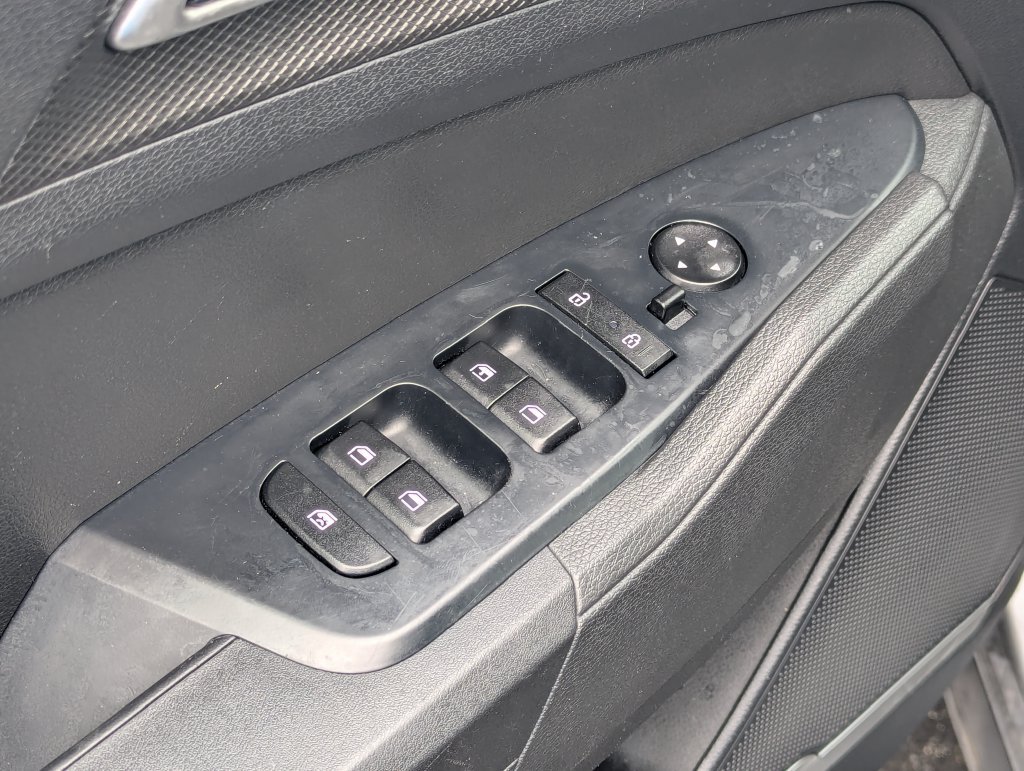 Used 2023 Kia Sportage LX AWD/4WD image 25