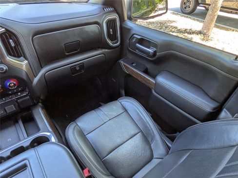 Used 2021 Chevrolet Silverado 1500 High Country w/ Technology Package AWD/4WD image 19