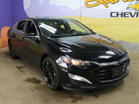 Used 2024 Chevrolet Malibu LT w/ Midnight Edition FWD image 4