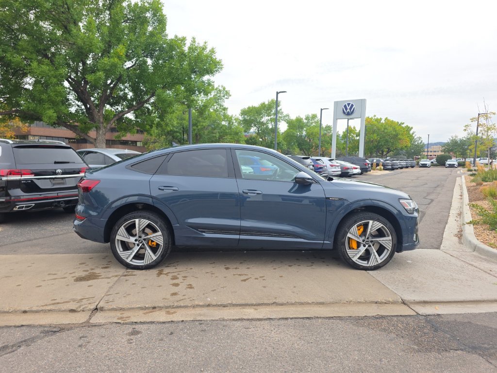 Used 2023 Audi e-tron Prestige w/ Prestige Package AWD/4WD image 6