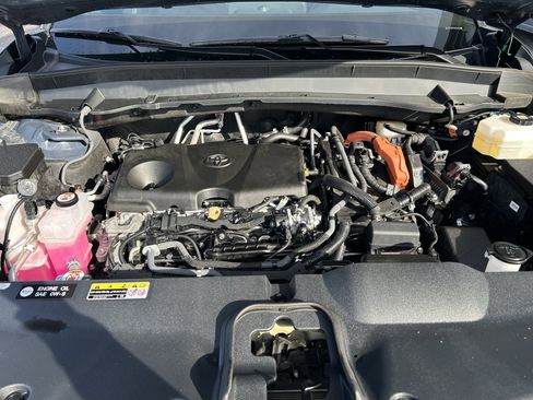 Used 2024 Toyota Grand Highlander XLE image 30