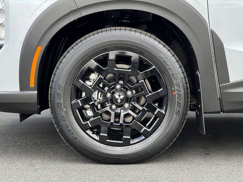 New 2026 Mitsubishi Outlander AWD image 26