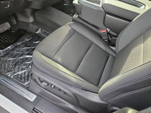 New 2026 GMC Sierra 1500 SLE w/ X31 Off-Road Package image 4