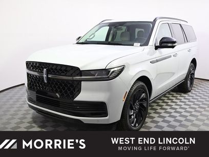 New 2026 Lincoln Navigator Reserve w/ Jet Appearance Package