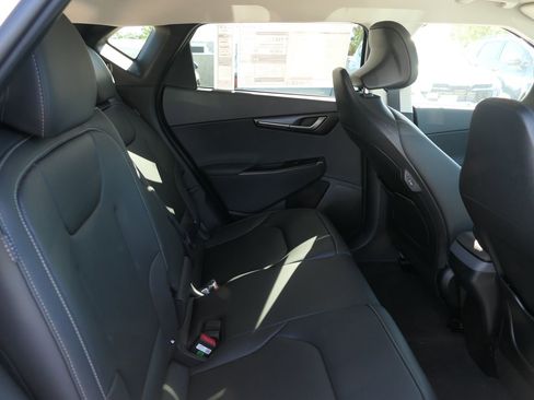 New 2025 Kia EV6 Wind image 20