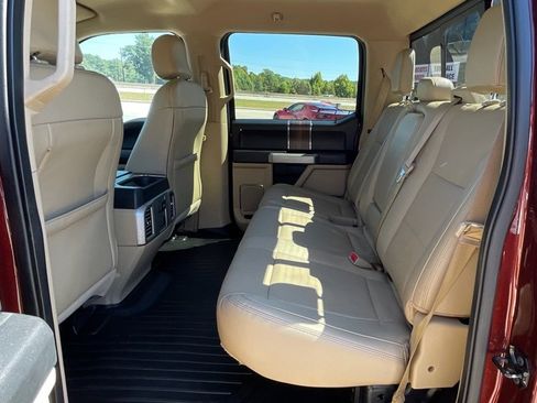 Used 2015 Ford F150 Lariat image 30