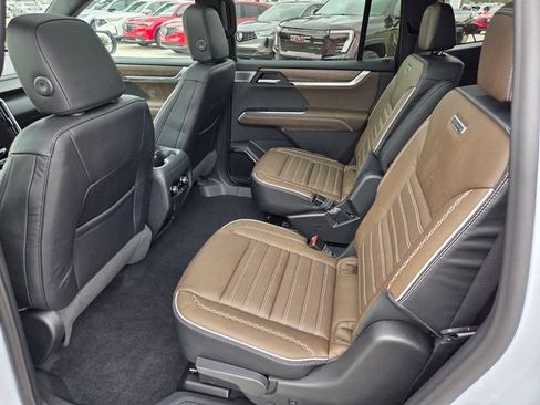 New 2026 GMC Acadia Denali Ultimate FWD image 6