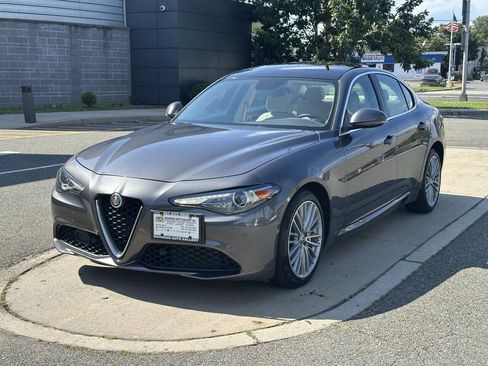Used 2017 Alfa Romeo Giulia Ti w/ Lusso Light Wood Package AWD/4WD image 1