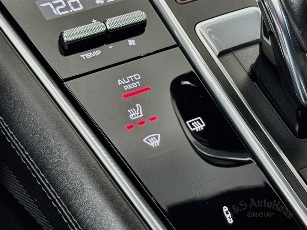 Used 2020 Porsche Panamera GTS w/ Premium Package Plus AWD/4WD image 27