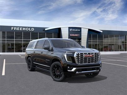 New 2025 GMC Yukon XL Denali w/ Sun & Power Step Package