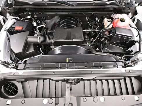 Used 2025 GMC Sierra 2500 SLE image 47