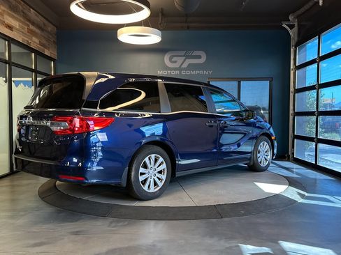 Used 2019 Honda Odyssey LX image 3