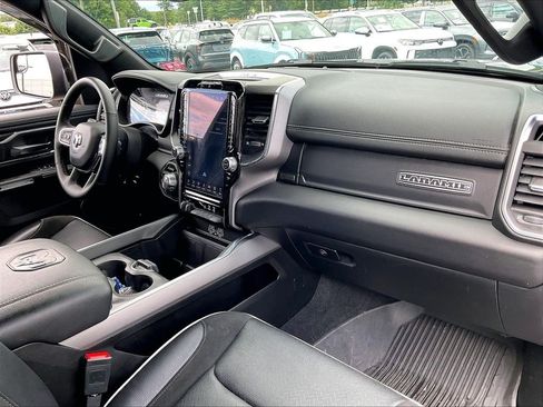 Used 2025 RAM 1500 Laramie AWD/4WD image 13
