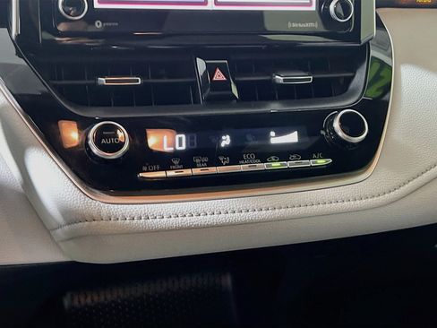 Used 2021 Toyota Corolla SE FWD image 26