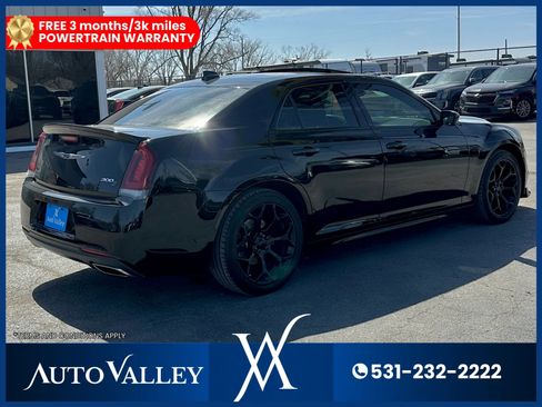 Used 2020 Chrysler 300 S image 7