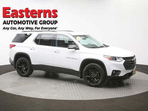 Used 2021 Chevrolet Traverse LT image 49